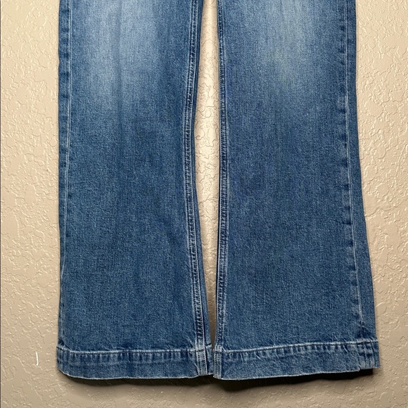 PAIGE Leenah Wide Leg Jean - Picture 8 of 16